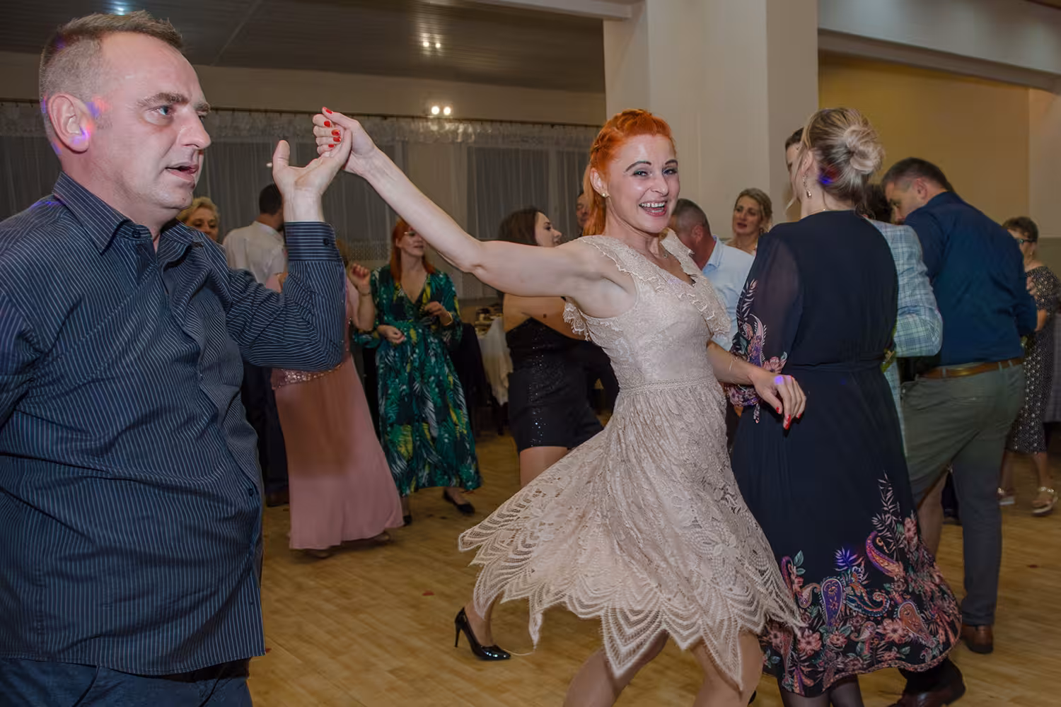 wynajęcie fotografa na 18 urodziny Kalisz