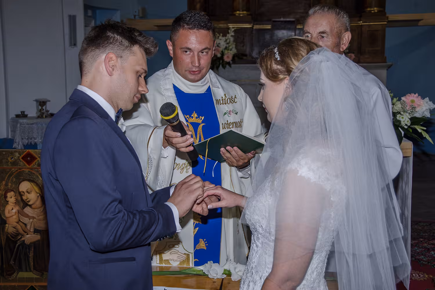 tani fotograf na ślub kościelny Kalisz